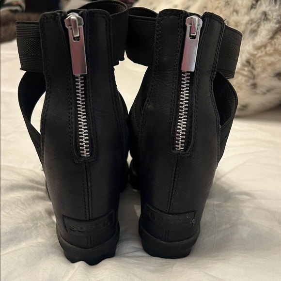 Sorel Joanie ll Black Ankle Strap Wedge Sandals - Picture 6 of 9